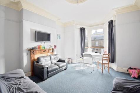 Student-accommodation-broomhill.jpg