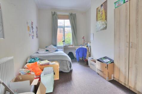 Student-accommodation-sheffield  Room 1.jpg