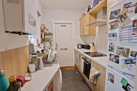 Kitchen 3.jpg