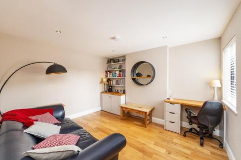Bedroom 4/Den