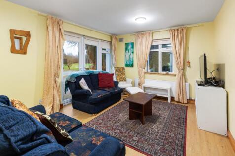 TV/Family Room