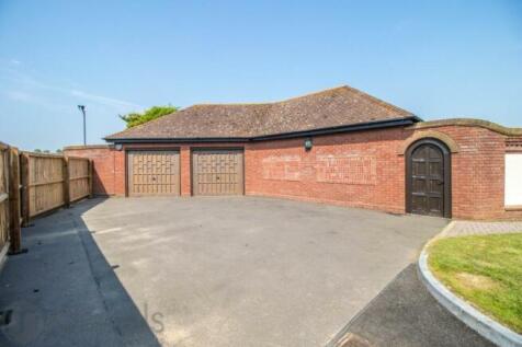 Double Garage.jpeg