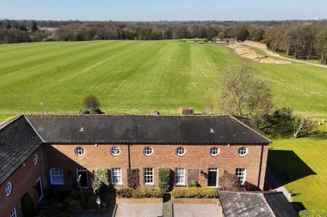 DJI_0099.00_33_34_22.Still141.jpg
