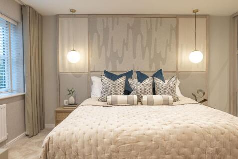 12. Bed 1.jpg