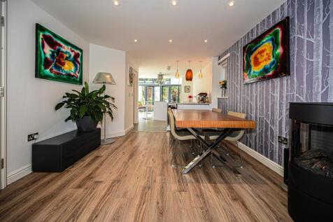 Living/Dining Room