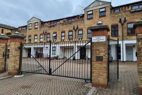 Private gated develo