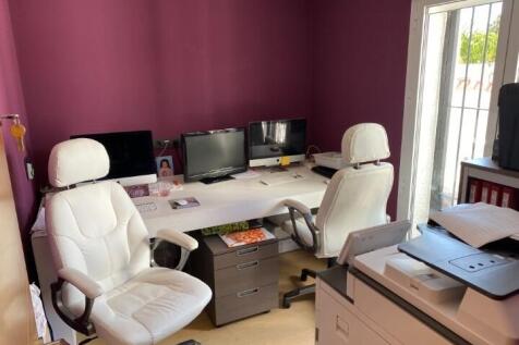 Property Image 32
