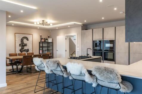 Kitchen/Dining