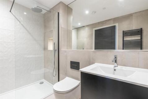 Bedroom Two En Suite