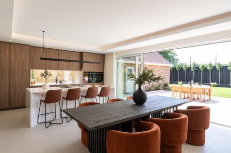 Kitchen/Dining