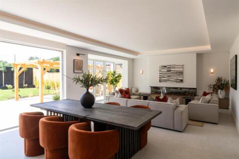Dining/Living
