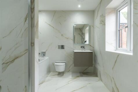 Family Bathrom