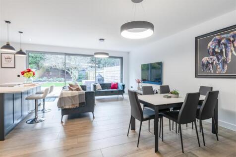 Dining / Living