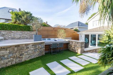 Outside Entertainment