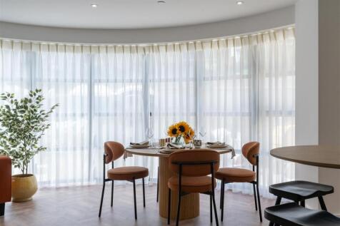 Show Home - Dining