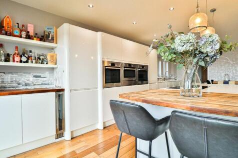 Kitchen IV