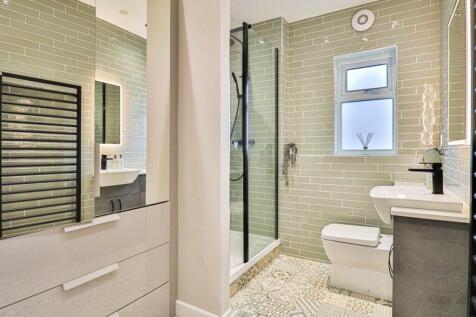 En suite III