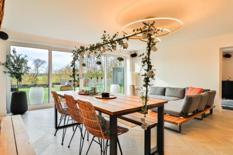 Family room to garden