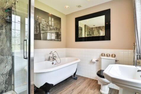 En-Suite 1