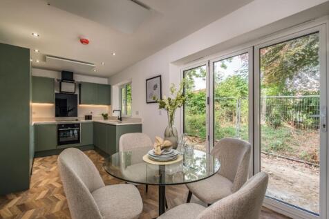Kitchen/dining