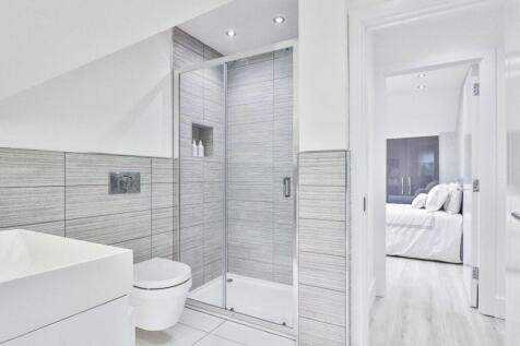Jack and Jill en-suite