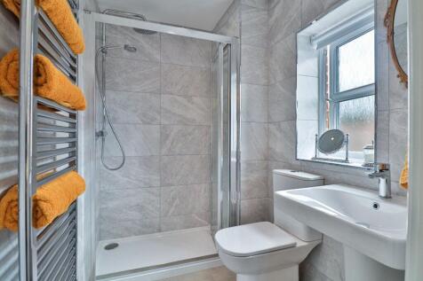 En-suite 1