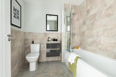 Energy-efficient family bathroom
