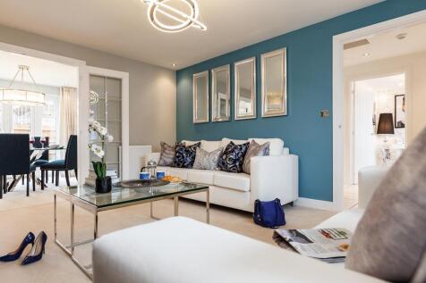 Large, open plan lounge