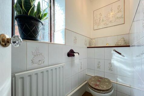 cloak room