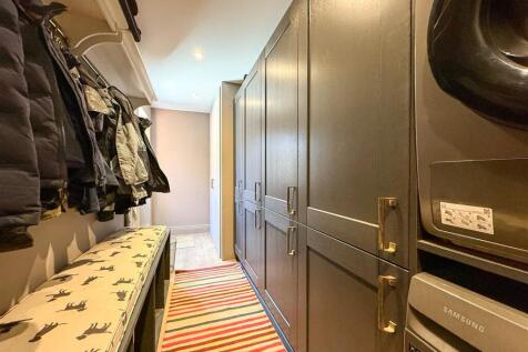 utility/cloakroom
