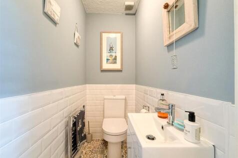 cloak room