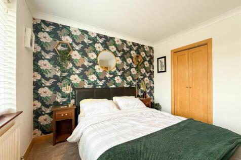 bedroom pne