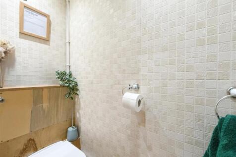 cloak room