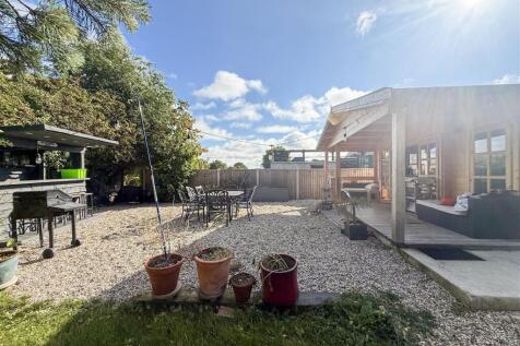 summer house/office
