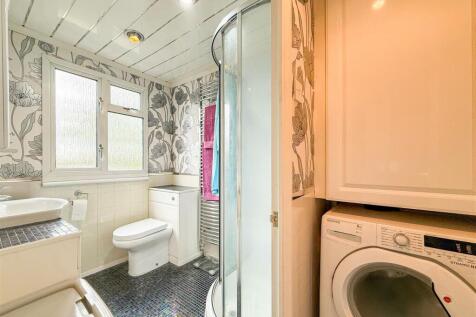 mobile/bathroom