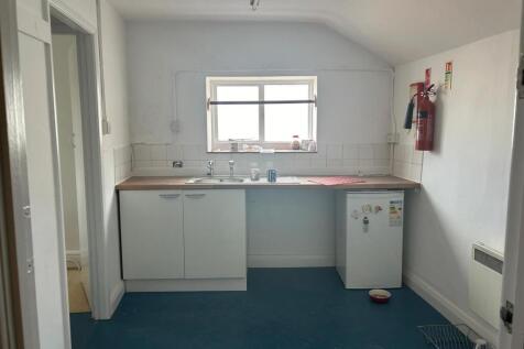 Kitchen T202504231124.jpg