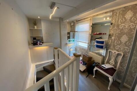Shop 1 T202509181540.jpg