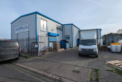 Main External Pic 1 T202510211146.jpg