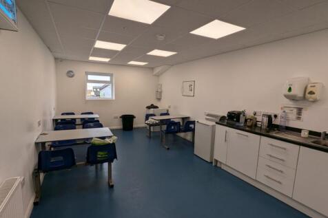 Int Staff T202510211146.jpg