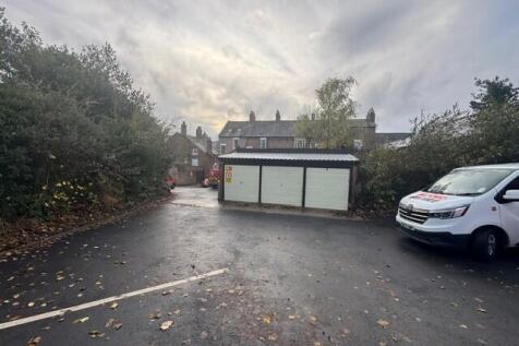 Rear Garages Tarp T202511171239.jpg