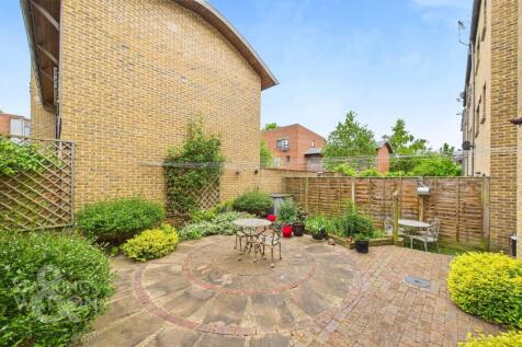 Property Image 25