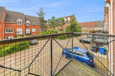 Property Image 4