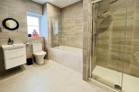 9d7d4bb9-Bathroom 20 281 29.jpeg