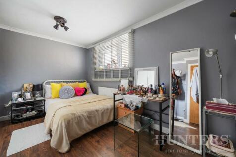 22 Russell Road N15 5LS-7.jpg