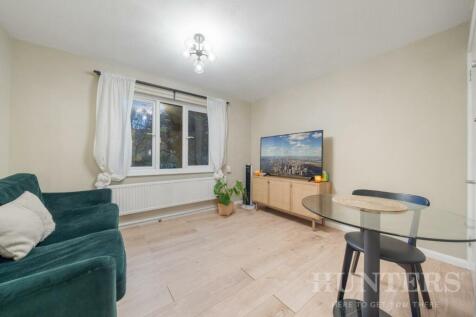 Flat 1, Elliot Court N15 4UD-7.jpg