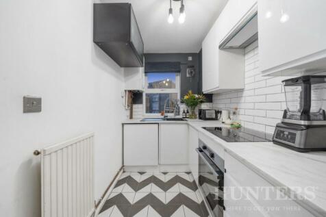 Flat 1, Elliot Court N15 4UD-2.jpg