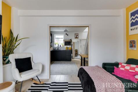 8 Halefield Road N17 9XR-07.jpg