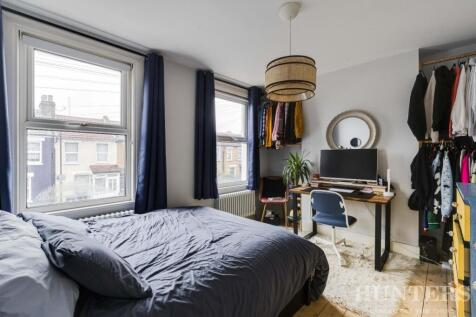8 Halefield Road N17 9XR-01.jpg