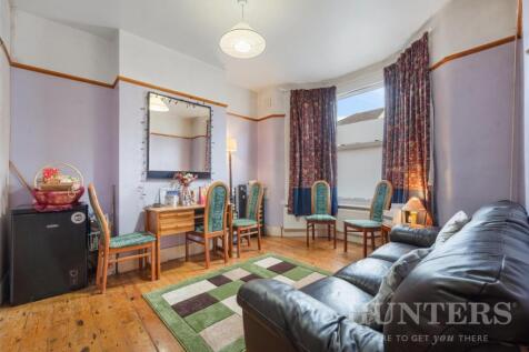 75 Springfield Road N15 4AY-9.jpg
