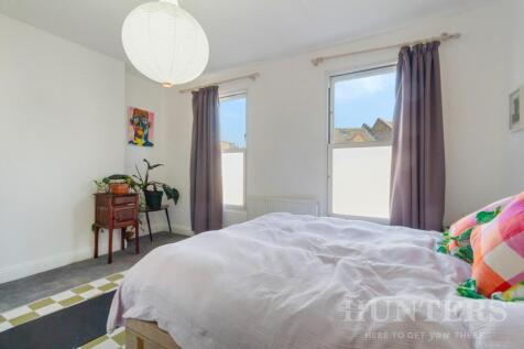 219 West Green Road N15 5EA-3.jpg